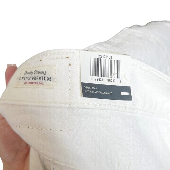 Levi’s NWT 501 Short Pearly White Distressed Raw Hem Size 34 Mid Rise - Picture 7 of 16